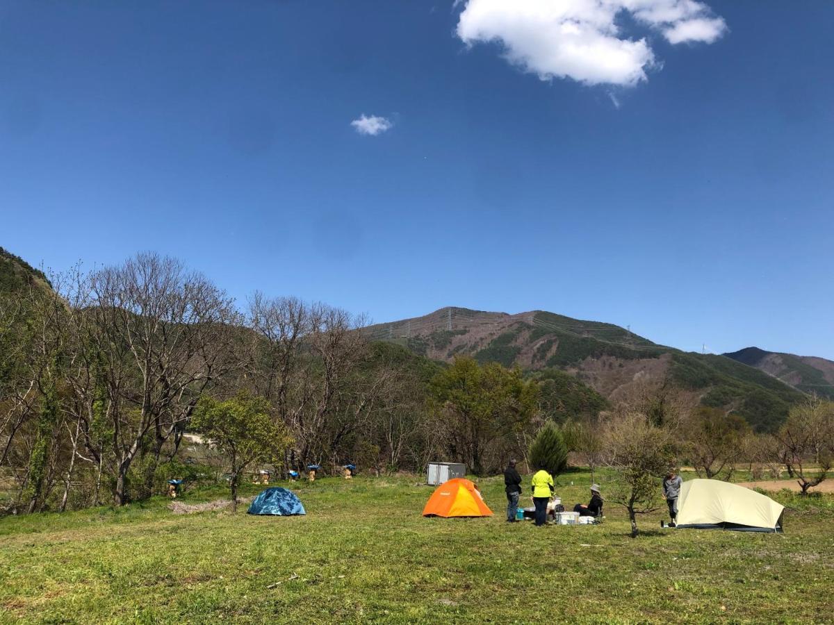 松本市 Sabouしがヴィラ エクステリア 写真